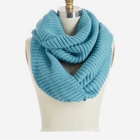 🚨Stitch Fix Octavia Alexa Rib Knit Infinity Scarf - Picture 2 of 8